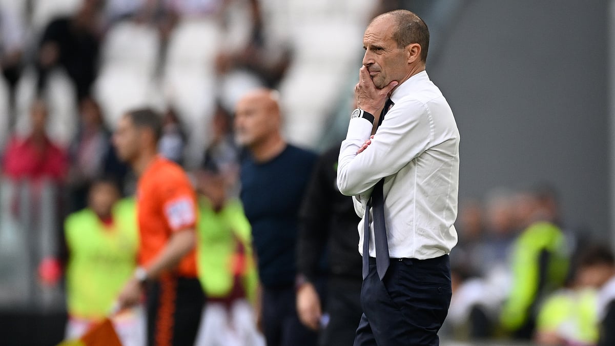 Massimiliano Allegri watches on during Juventus' Serie A draw with Salernitana.