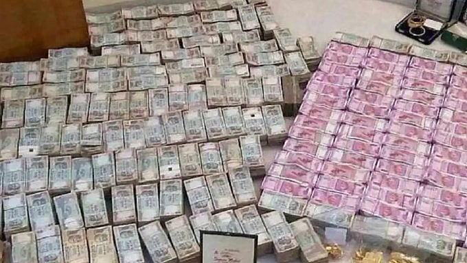 X/@GuptaGupta0912 : Cash seized from 72-hour raid in Maharashtra's Nanded |