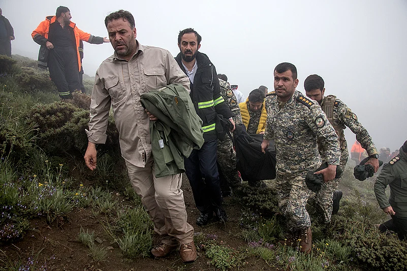 Iran helicopter crash_Photo_4