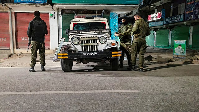 Election-Eve Attacks In South Kashmir, Political Parties Raise Questions About Government's Militant-Free Claims