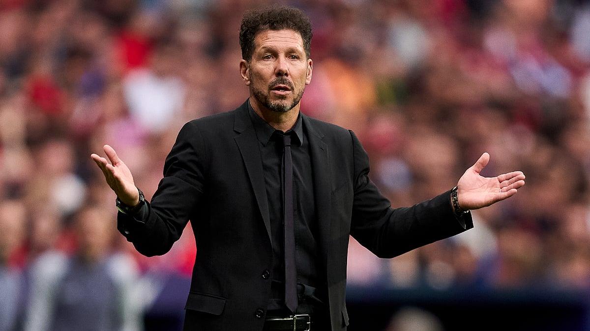 Diego Simeone during Atletico Madrid's tough outing against Osasuna.