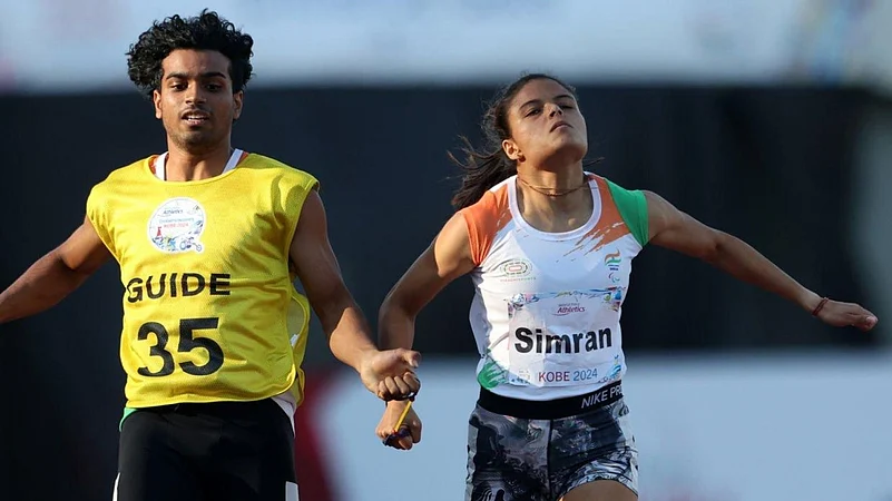 simran sharma para athlete X @anshul_chavhan
