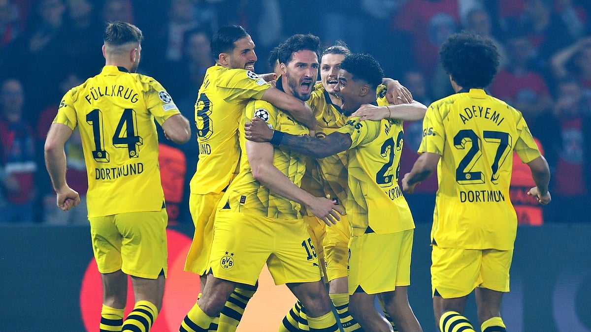 Mats Hummels celebrates his winner.