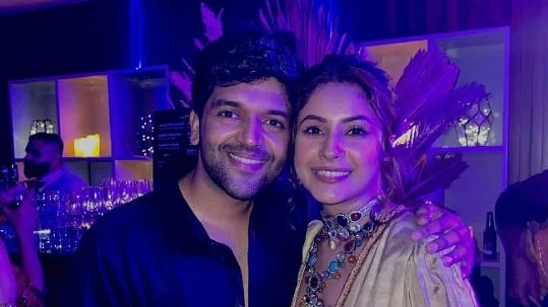 Guru Randhawa with Shehnaaz Gill - Instagram