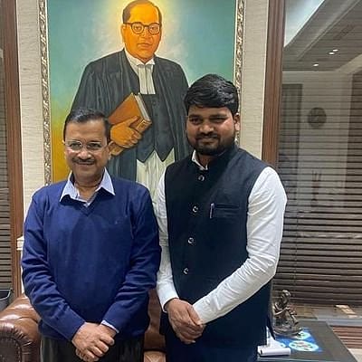 AAP's 'Tribal Face' Chaitar Vasava Fights To Bring Winds Of Change In Bharuch - Vimarsana News