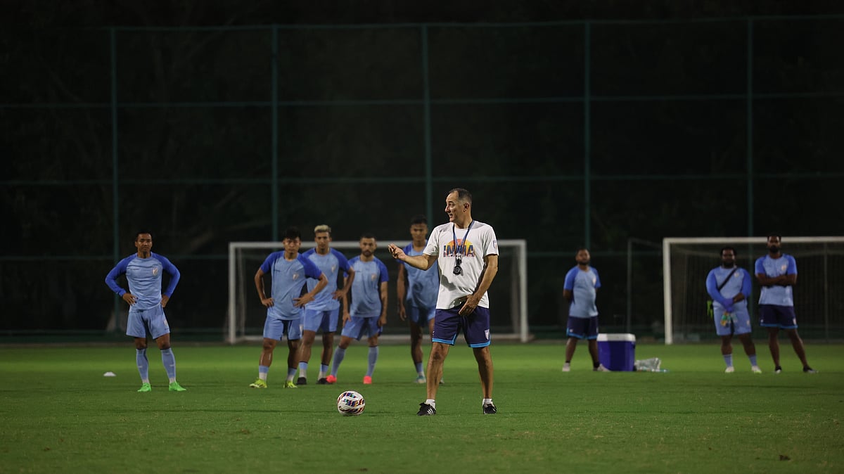 Igor Stimac with Indian football team at training, AIFF Media