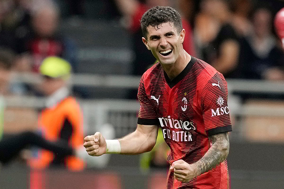 Serie A soccer AC Milan vs Cagliari_photo_1