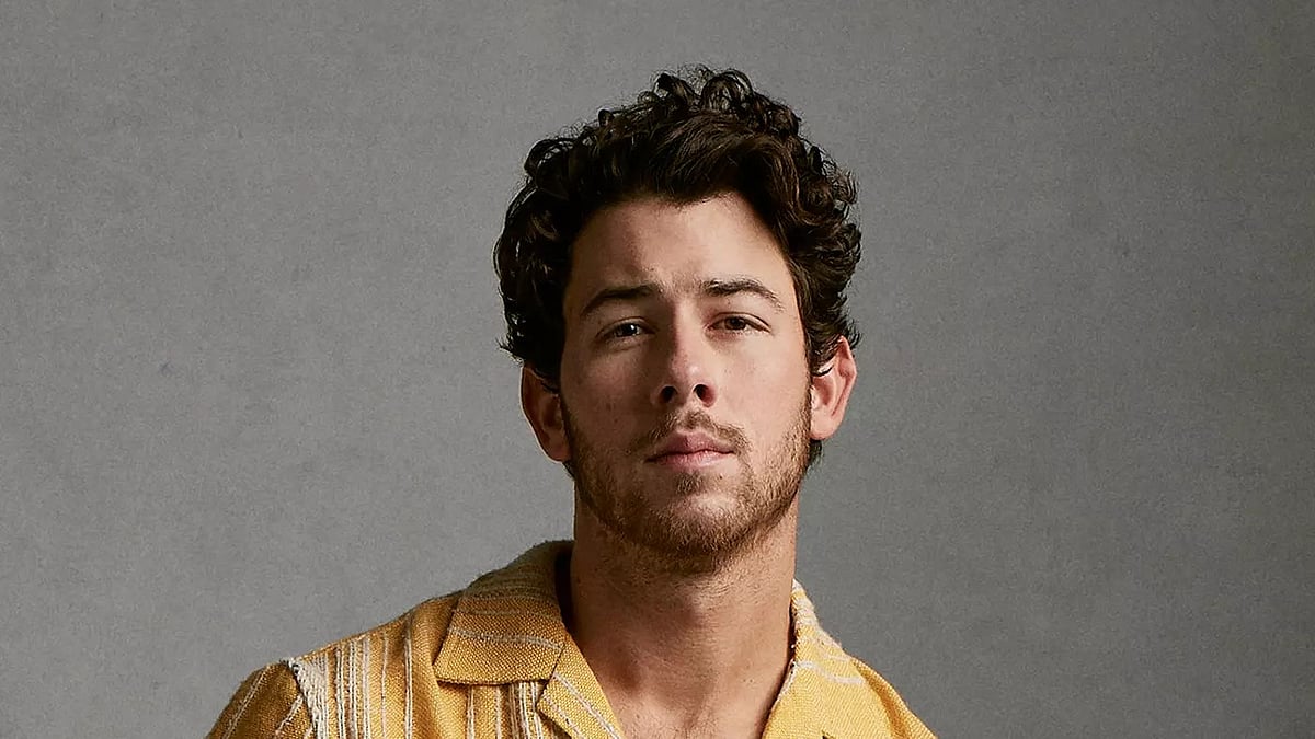 X : Nick Jonas 