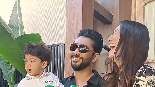 Instagram : Gauahar Khan, Zaid Darbar, Zehaan