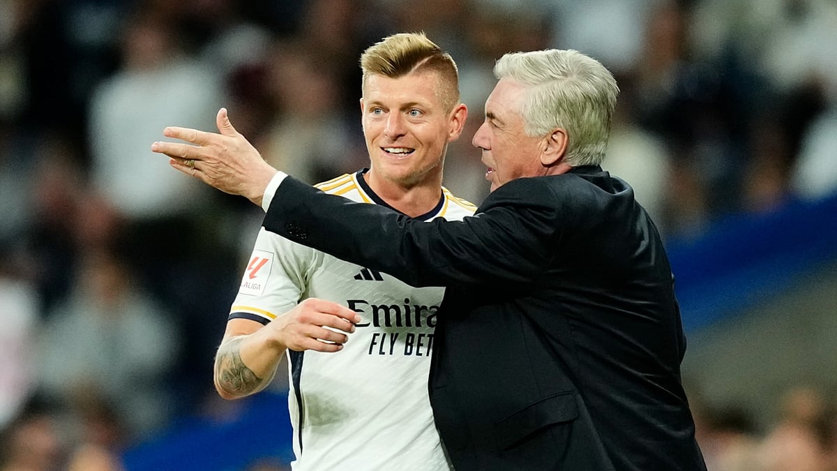 Toni Kroos and Carlo Ancelotti - null