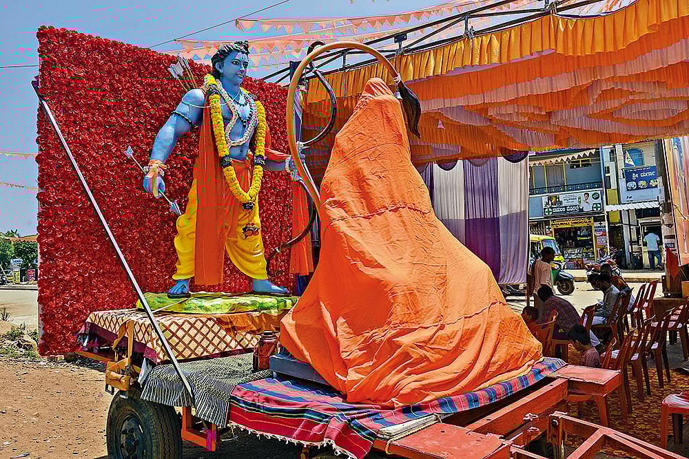 Photo: Vikram Sharma : Poll Fervour: Veiled statue of Hanuman with Ram seen in Anand Nagar area in Hubballi ahead of polling