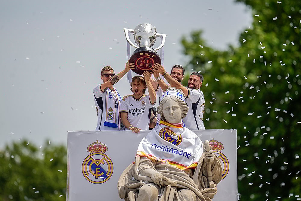 | Photo: AP/Manu Fernandez : Real Madrid celebrate La Liga title