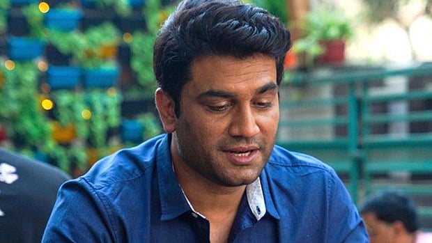 Instagram : Sharad Kelkar