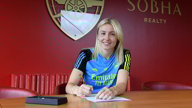 Leah Williamson: England Defender Signs New Arsenal Deal