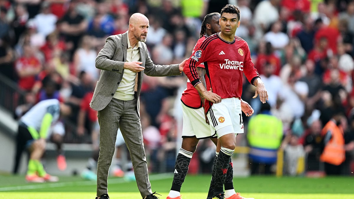 Wayne Rooney was far from pleased with Manchester United after defeat to Arsenal on Sunday. - null