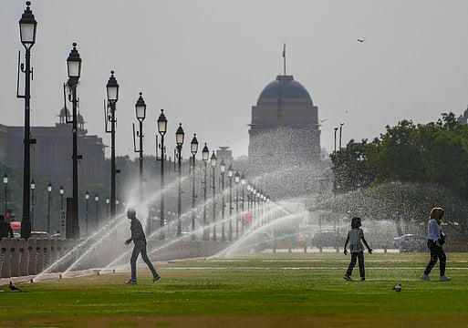 Heatwave: Delhi's Najafgarh Logs 47.8 Deg C, Highest In Country, Red Alert On; Warning In Kerala Over Rain 