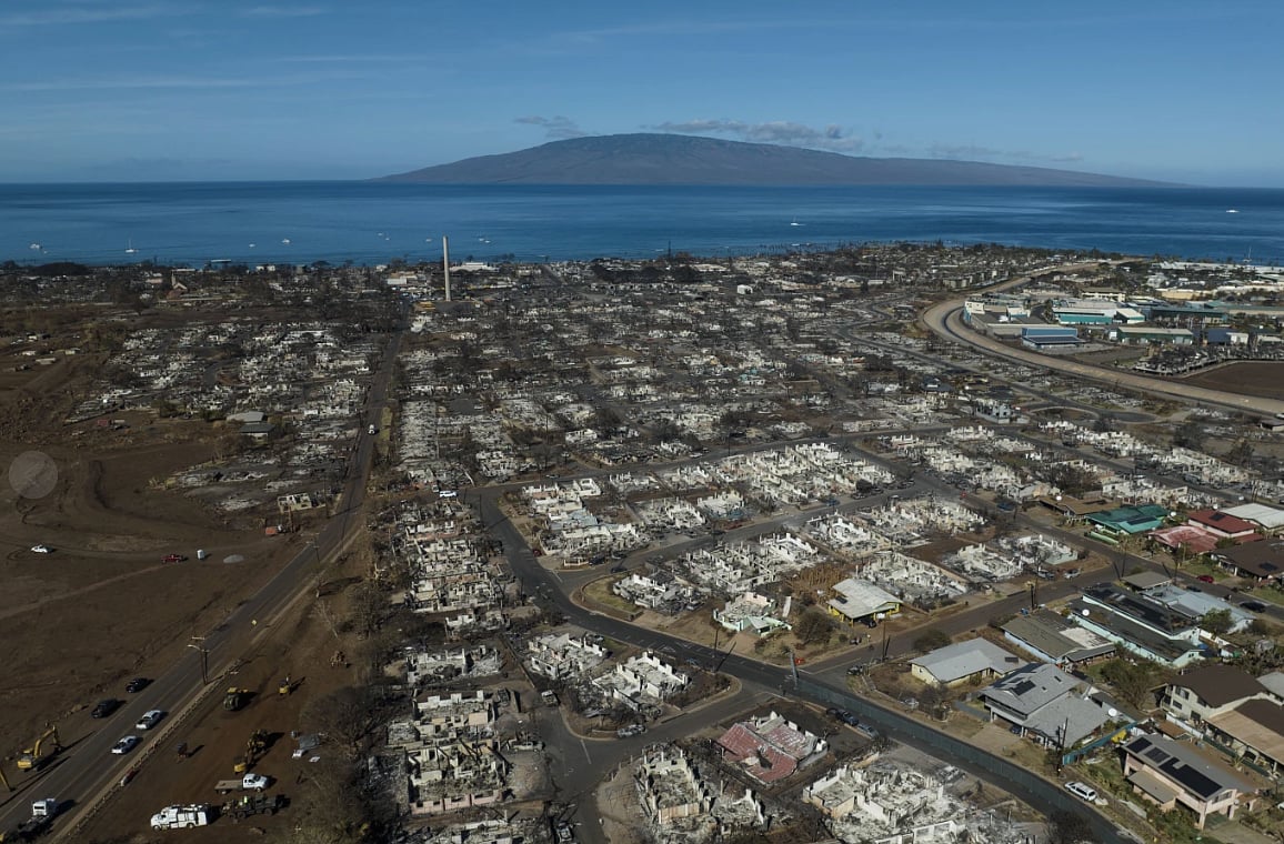 AP : Hawaii lawmakers budget funds for firefighting equipment and a state fire marshal