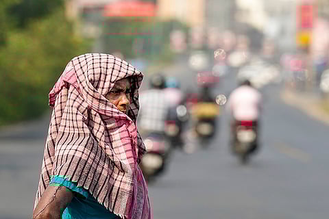 Weather: Heat wave in Kolkata