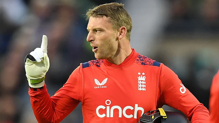 Buttler hit 39 at The Oval on Thursday - null