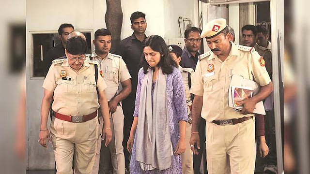 Swati Maliwal Assault Row: 'Fell On The Floor', 'Hit Multiple Times'; Medical Report Reveals Bruises On Face, Leg 