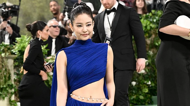 Jennie Kim attends the MET gala on May 6, 2024, in New York. - Evan Agostini/Invision/AP