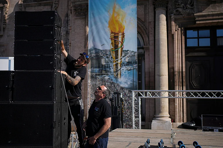 Preparation for Paris Olympics Flame arrival - | Photo: AP/Daniel Cole