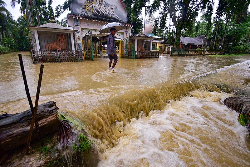 Floods in Assam due to rain_8