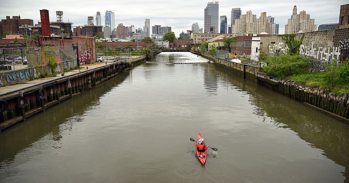 Brooklyn’s Gowanus Canal Under Investigation For Toxic Vapours
