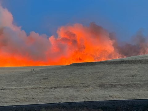 Corral Fire Tracy: Evacuation Orders Issued As Fire Jumps I-580, Burning 11,047 Acres