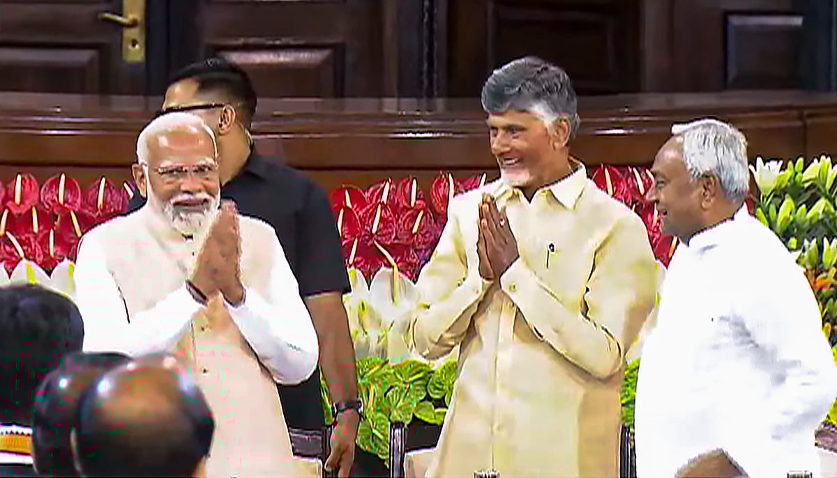 PM Narendra Modi with TDP chief Chandrababu Naidu and JD(U) chief Nitish Kumar  | - PTI