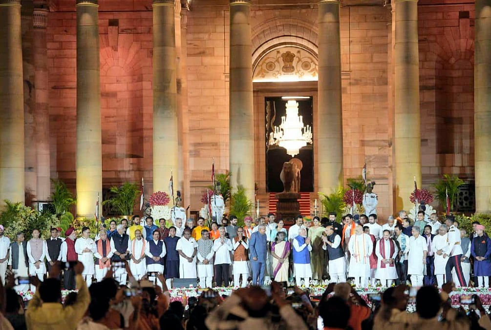 Social Media : New Modi Govt |