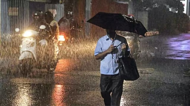 IMD Issues ‘Flash Flood’, ‘Orange’ Alerts For These States | Details