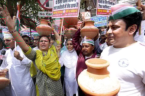 Congress protest against water crisis in Delhi