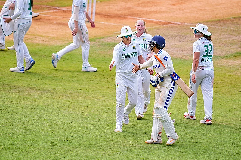 IND-W Vs SA-W Test cricket photos_3