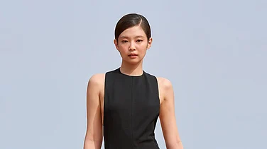 Jennie Kim Takes Fashion By Storm With Show-Stopping Jacquemus Runway Debut