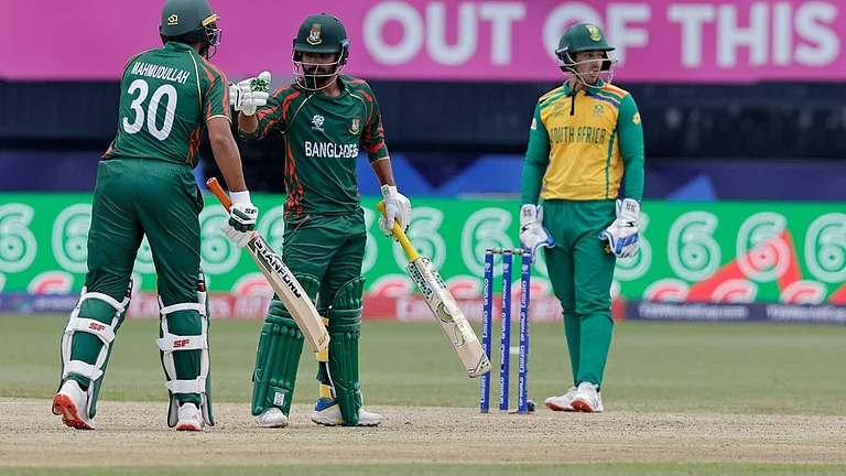Bangladesh batters was unable to steer their team past finish line in a thriller vs South Africa. - AP/Adam Hunger