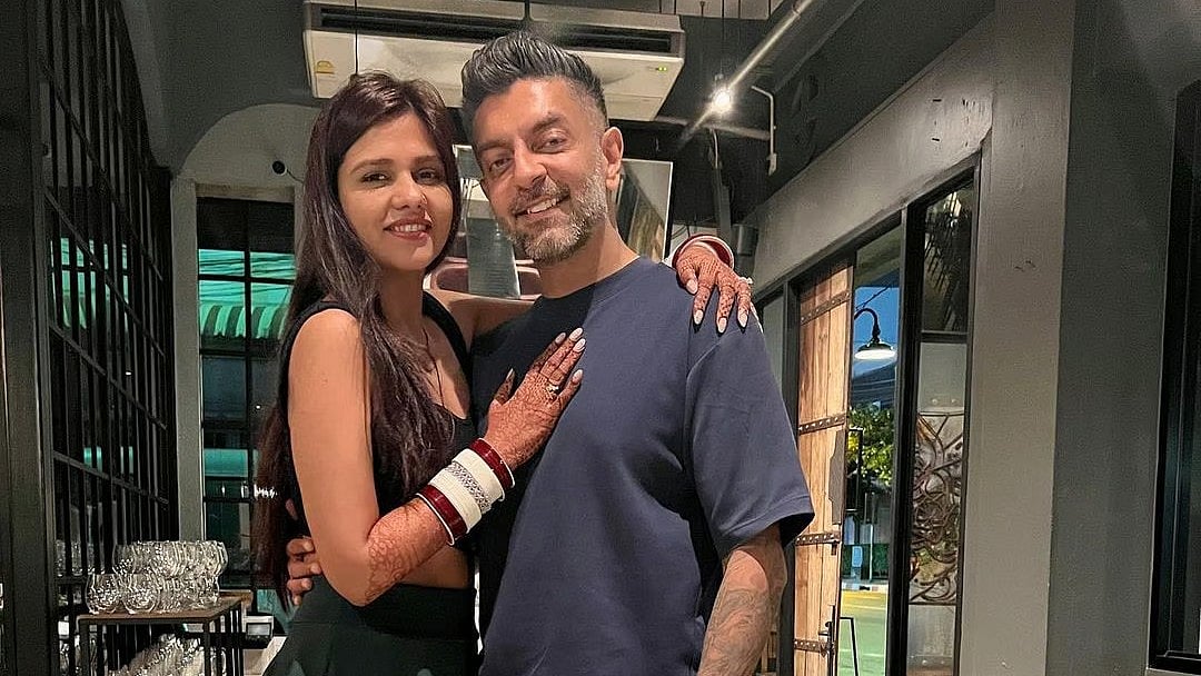 Instagram : Dalljiet Kaur and Nikhil Patel