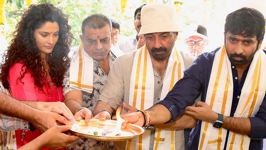 Instagram : Sunny Deol, Saiyami Kher and Gopichand Malineni perform pooja at the launch of 'SDGM'