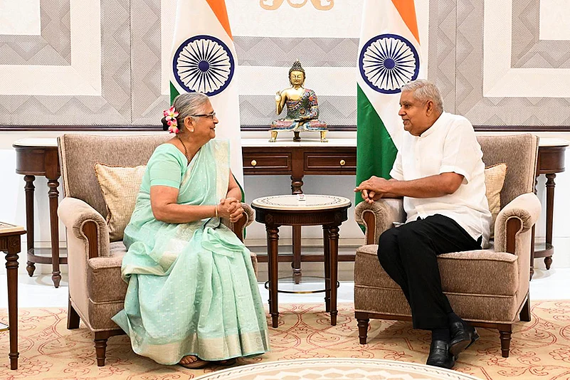 Jagdeep Dhankhar and Sudha Murty
