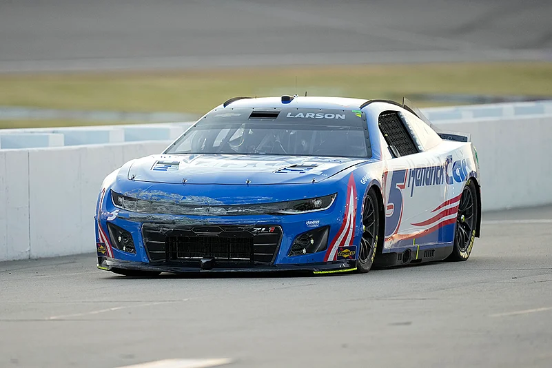 NASCAR Iowa Auto Racing photos_4