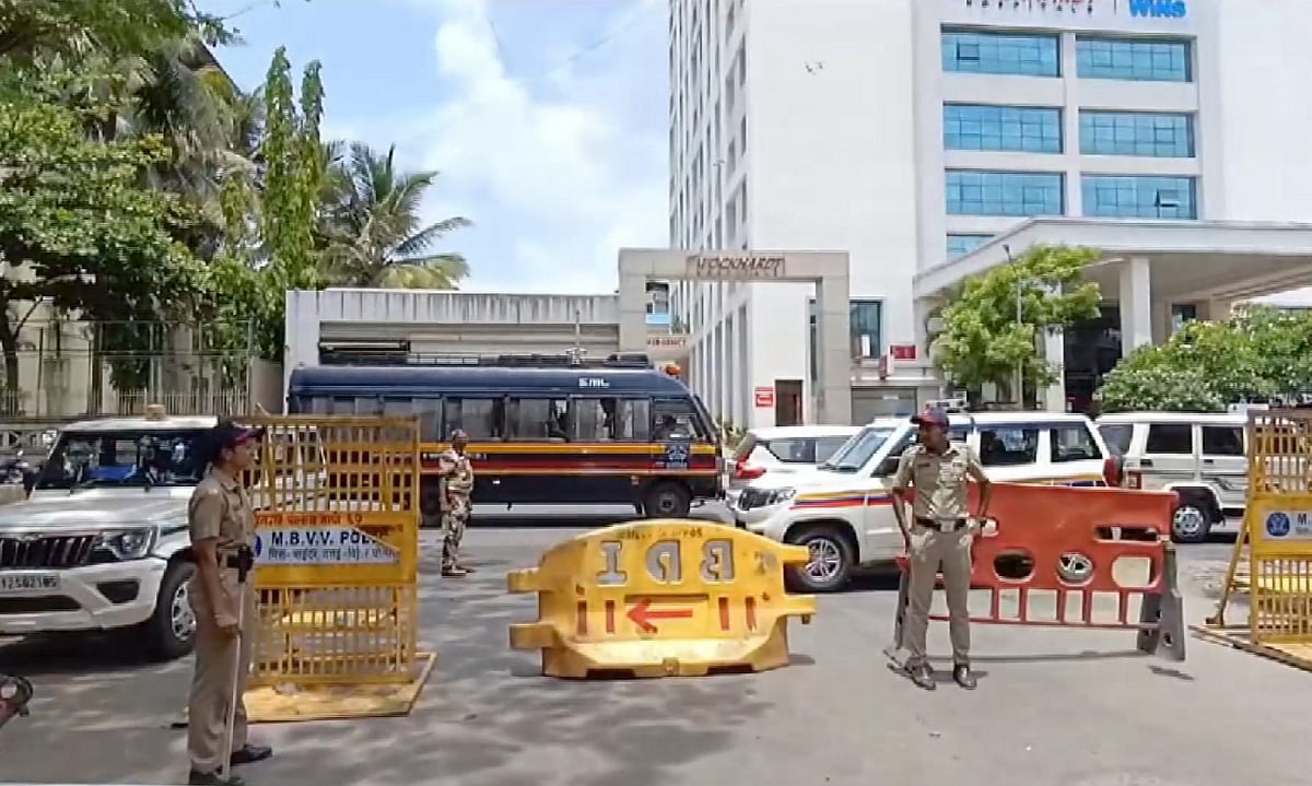 Mumbai Police Rescue 17 Children After Hostage Standoff in Powai Studio - PTI