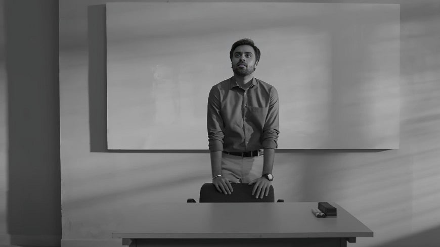 YouTube : Jitendra Kumar in 'Kota Factory 3'