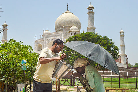 Weather: Hot Day in Agra
