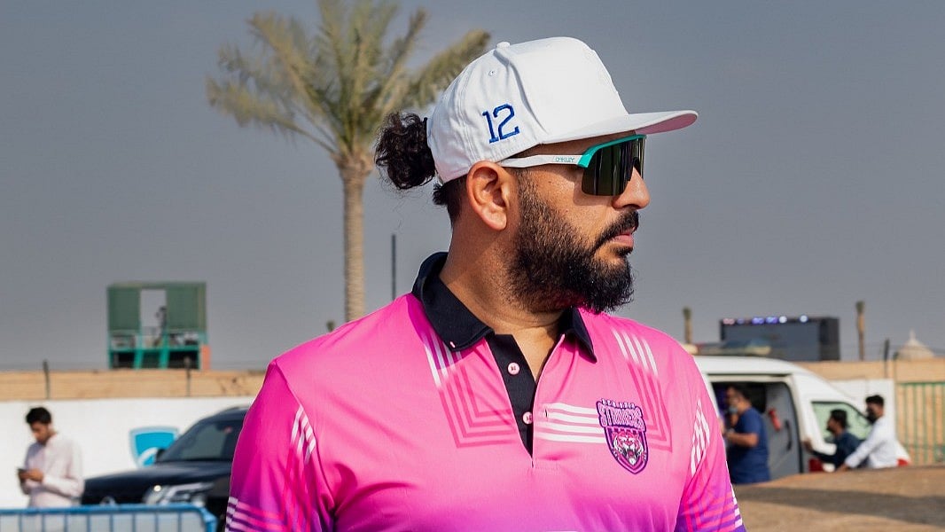 File : Yuvraj Singh will playing in the IML.