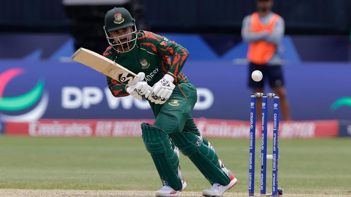 AP Photo/Adam Hunger
 : Bangladesh's Litton Das plays a shot during the ICC Men's T20 World Cup cricket match between Bangladesh and South Africa at the Nassau County International Cricket Stadium in Westbury, New York, Monday, June 10, 2024.