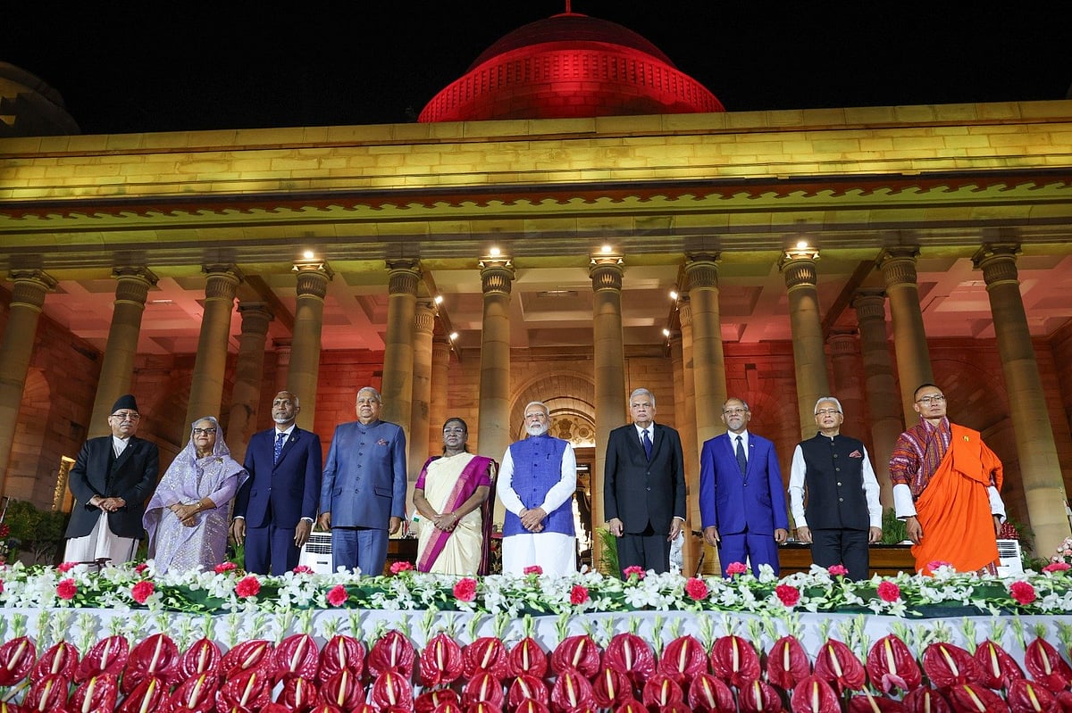X : The leaders at the Presidential banquet at Rashtrapati Bhavan |