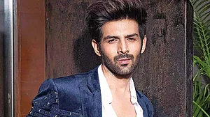 Instagram : Kartik Aaryan