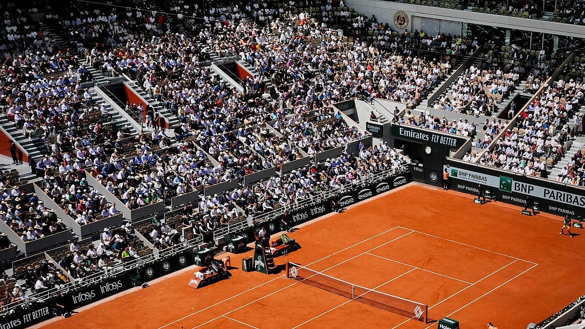 X | Roland Garros  : A glipse of French Open 2024 tennis match. 