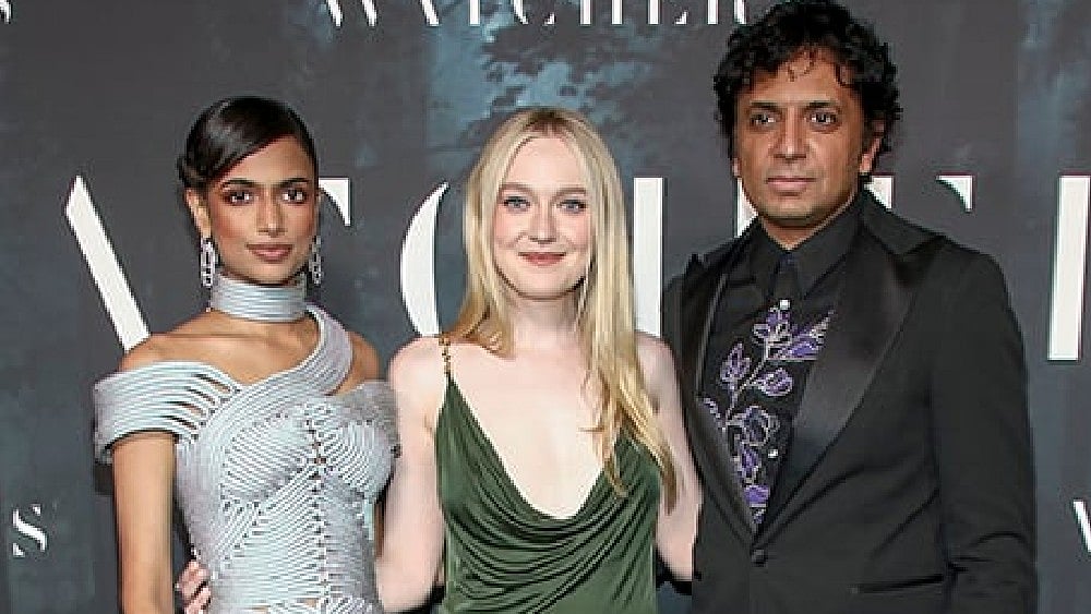Andy Kropa : Ishana Night Shyamalan, Dakota Fanning And M. Night Shyamalan