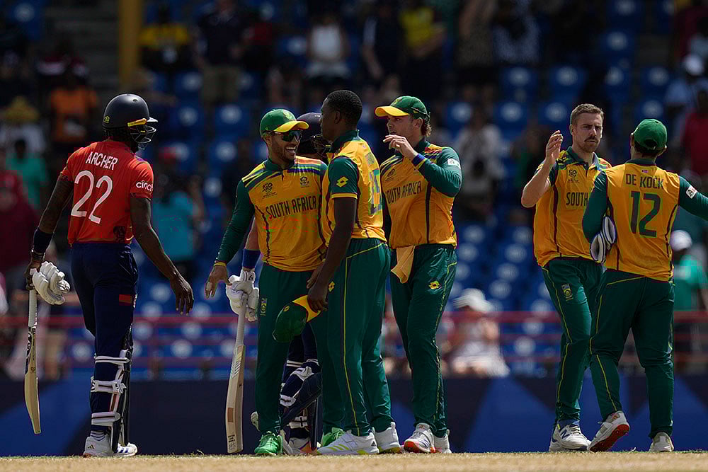| Photo: AP/Ramon Espinosa : T20 Cricket World Cup: South Africa Vs England